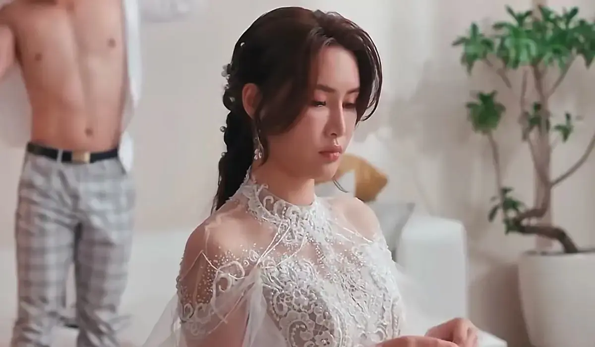 《小凤新婚》完整版在线观看-苏畅艾熙主演无删减高清免费放送-小凤新婚全集免广告云端秒存即看