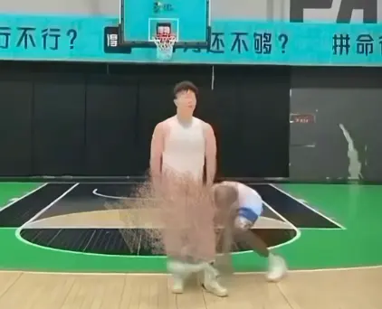 《牛教练的裤子》全片免费播放-牛教练的裤子HD高清中字无删减-在线观看无需会员