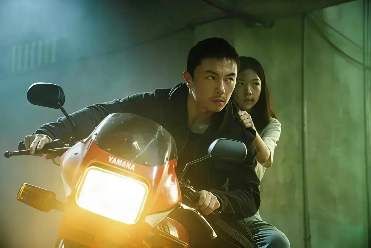 《火遮眼》HD高清在线播放-《火遮眼》2026谢苗新作免费观看-火遮眼无删减蓝光完整版极速观看-火遮眼犯罪惊悚大片全网同步