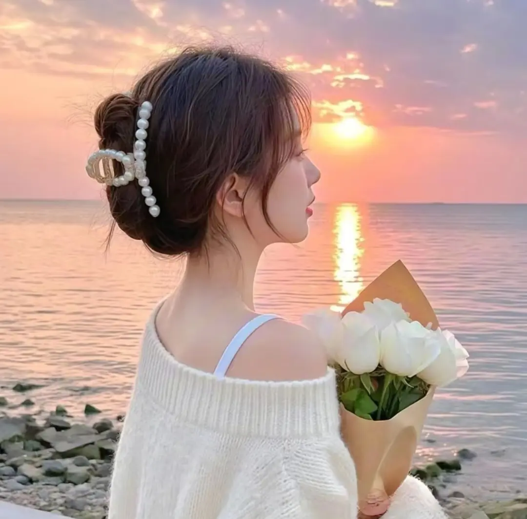 《夏与箱》动漫全集免费观看-1080P高清画质无删减-《夏与箱》全集在线播放-全网同步更新